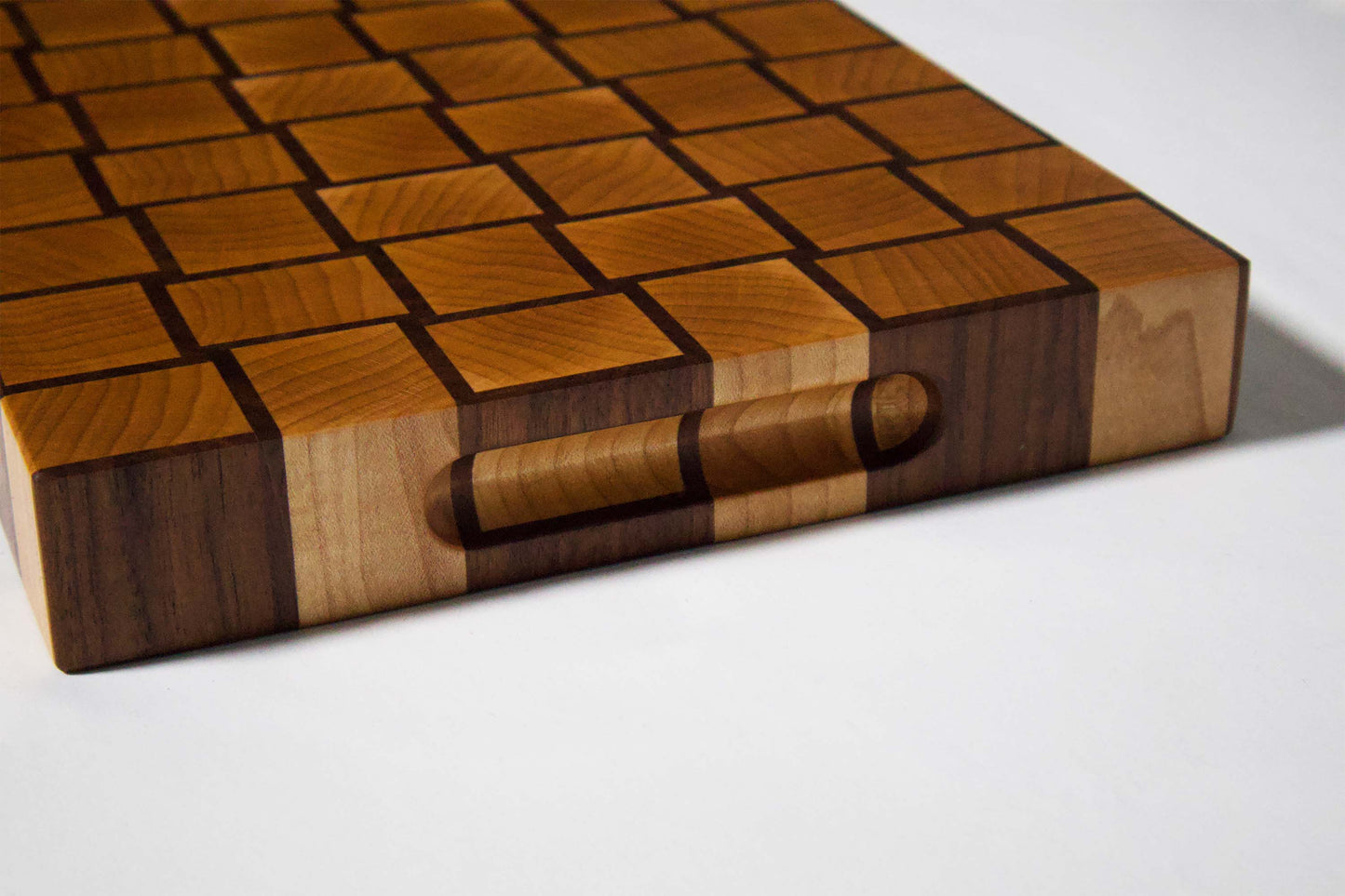 Medium Basket Weave Board